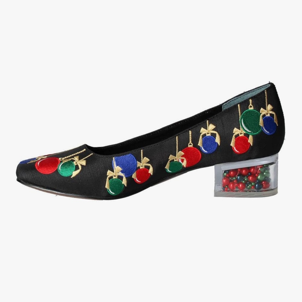 NEW J.Renée Jingle Bell Embroidered Pump (Women) Size: 8.5